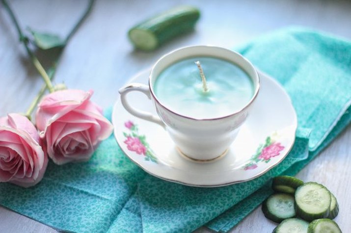 Teacup candle
