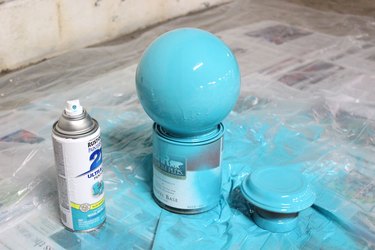 spray paint