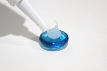 glue beads