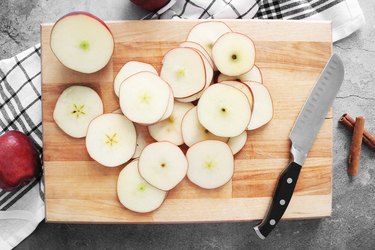 Slice the apples
