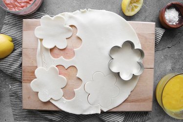 Cut out flowers from pie dough