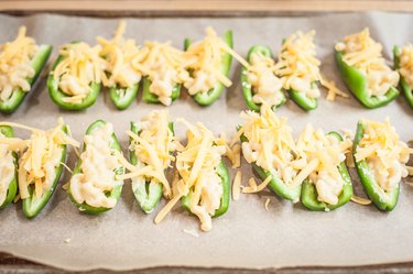 Baked Mac & Cheese Stuffed Jalapeños Recipe