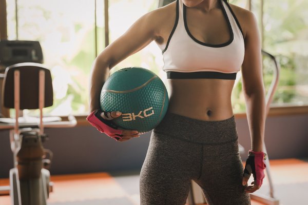 7 Full Body Medicine Ball Workouts | Working out with a medicine ball is a great core workout for those who want a flat stomach, but it can also work other muscle groups, including your abs, arms, glutes, and legs. If you're looking for beginner medicine ball workouts for men and for women, you can stream these fat burning videos at home! They include a mix of strength training, cardio, and HIIT, helping you burn calories while also tightening and toning your muscles!
